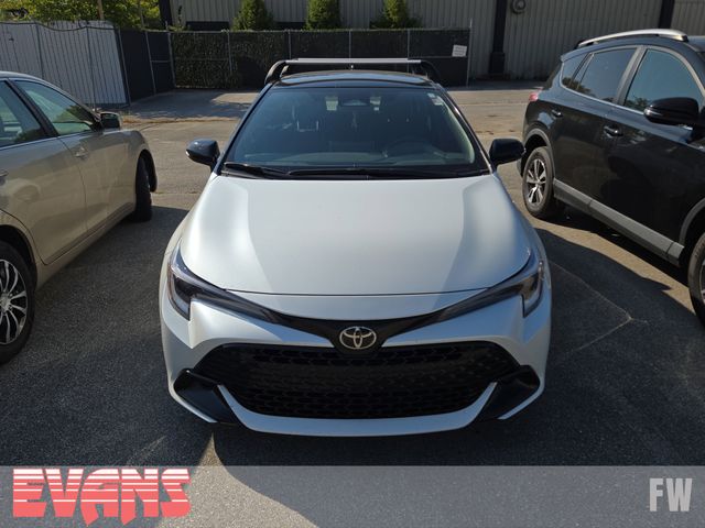 2023 Toyota Corolla SE photo 2