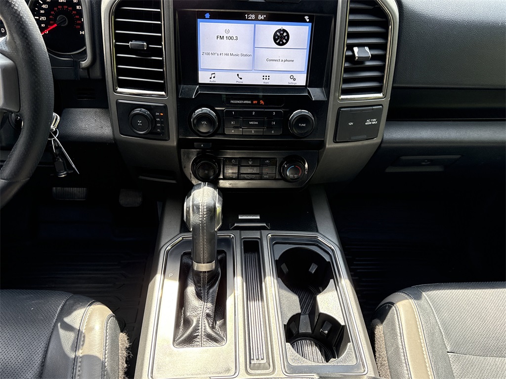 2017 Ford F-150 Raptor photo 14