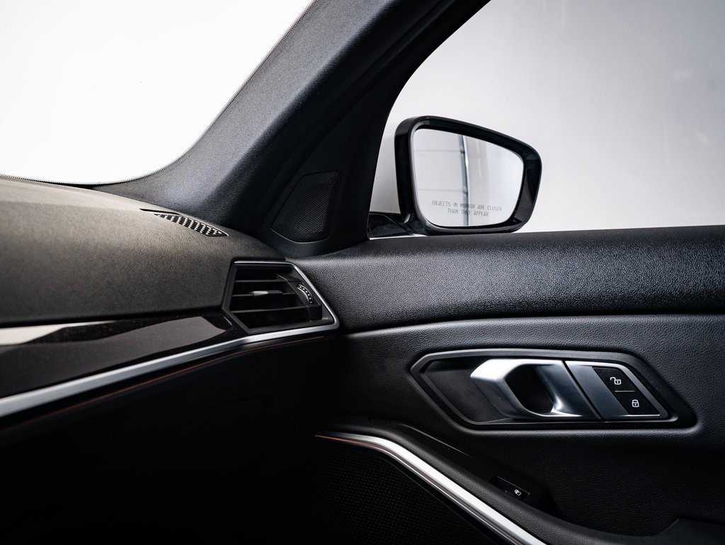 2022 Bmw 330i photo 32