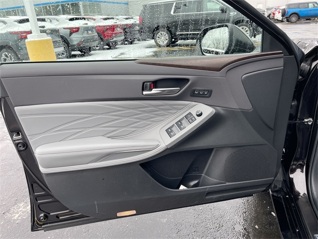 2019 TOYOTA AVALON - Image 23