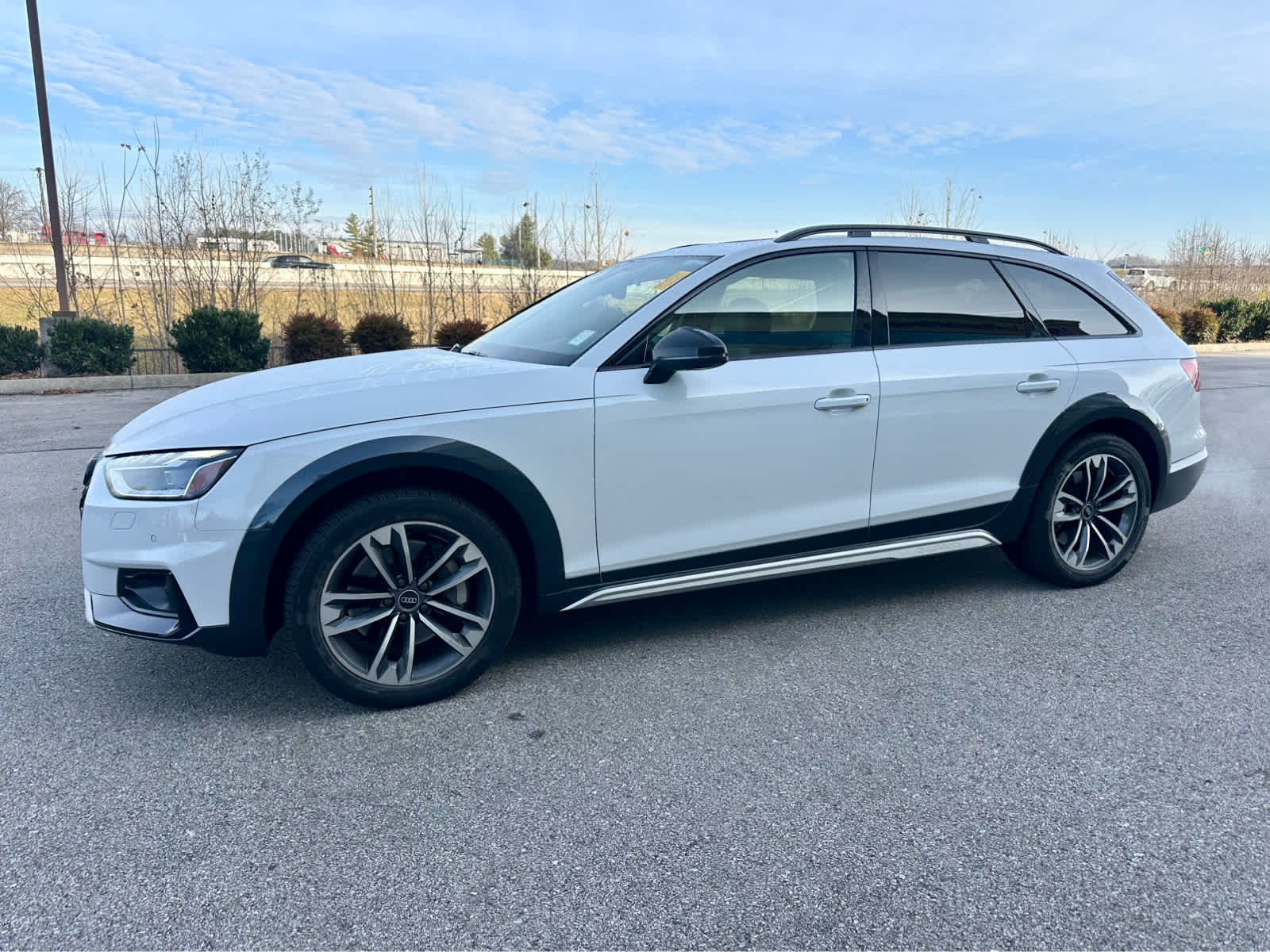 2023 Audi A4 allroad Premium Plus's photo