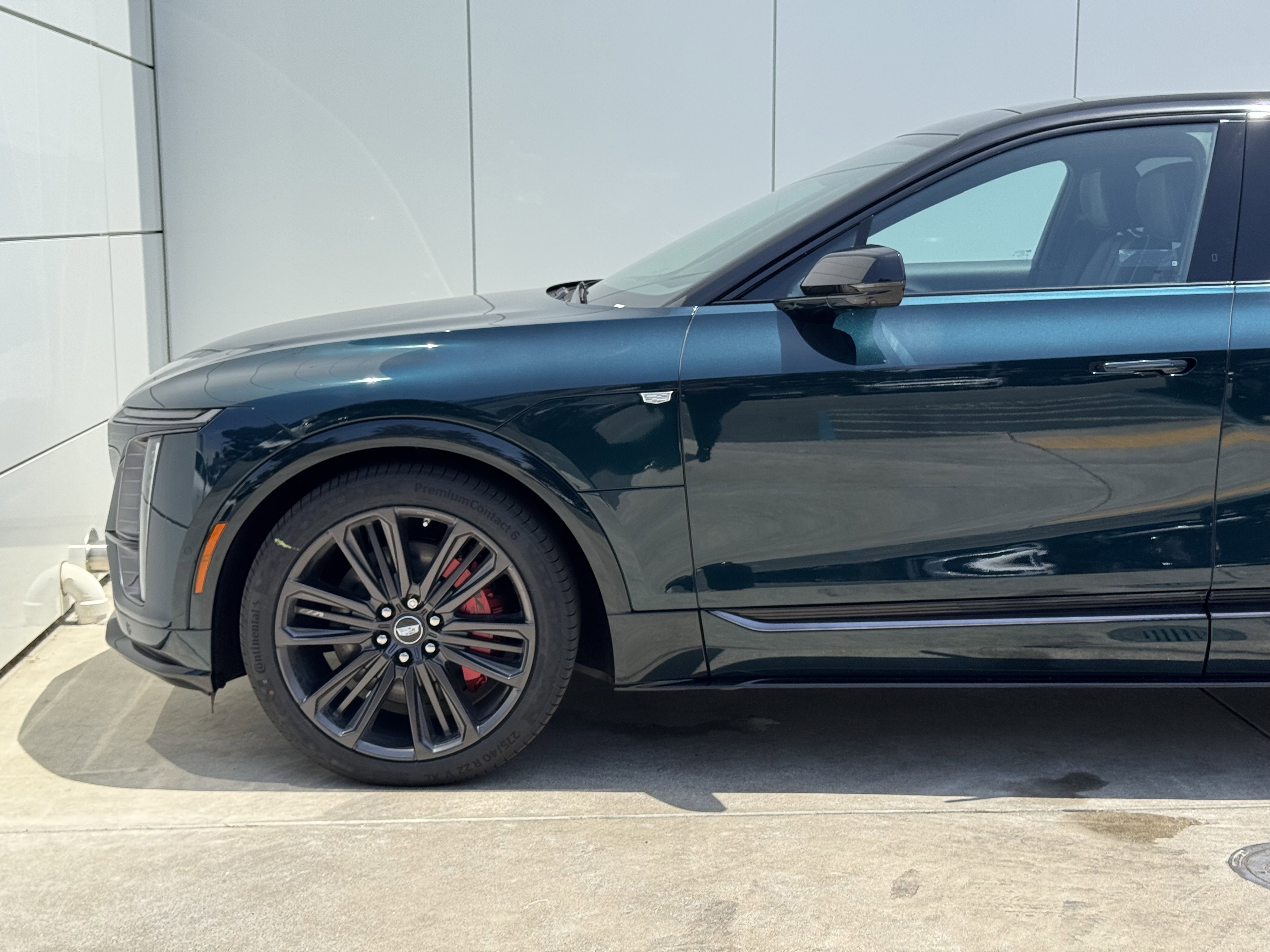 2026 Cadillac Lyriq photo 4