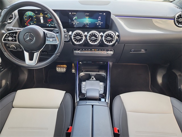 2022 Mercedes Benz GLA 250 4MATIC photo 2