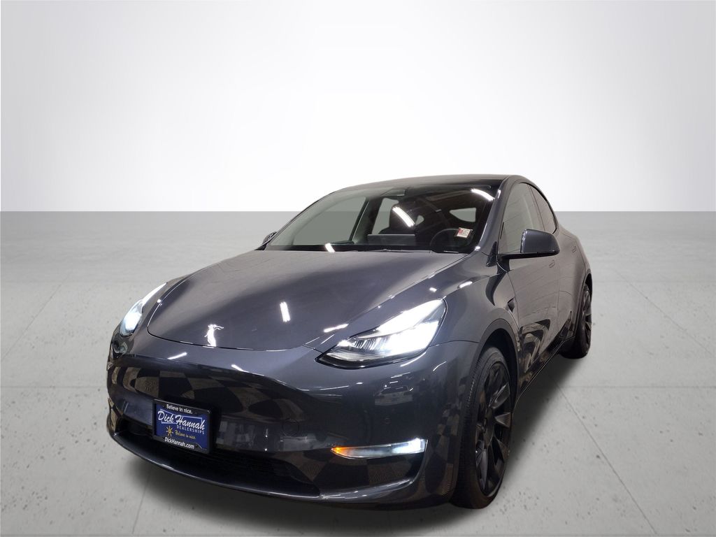 Used 2021 Tesla Model Y Long Range with VIN 5YJYGDEE0MF088128 for sale in Gladstone, OR