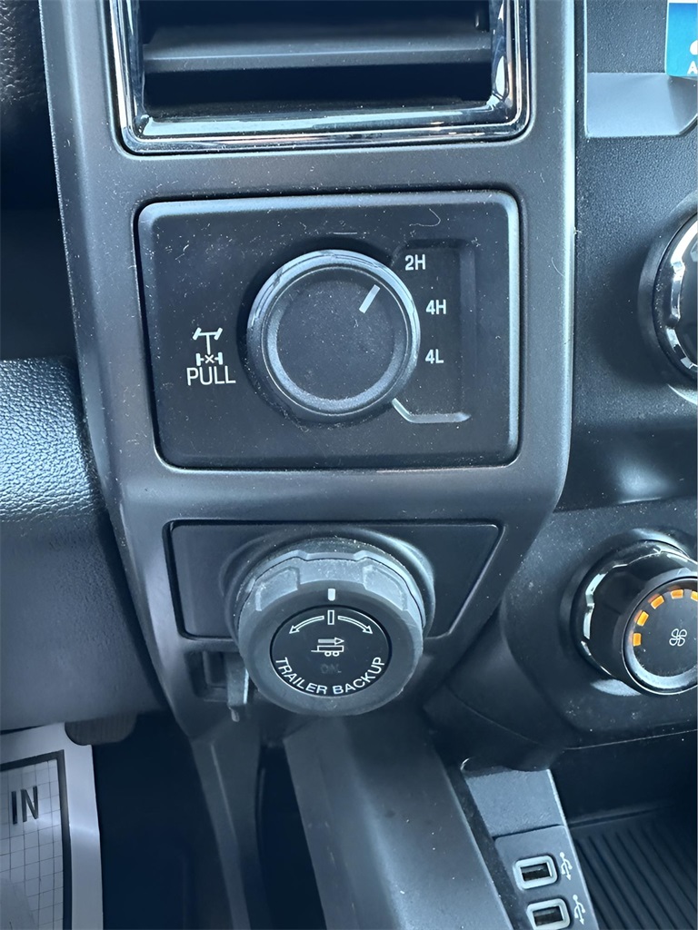 2019 Ford F-150 XLT photo 21