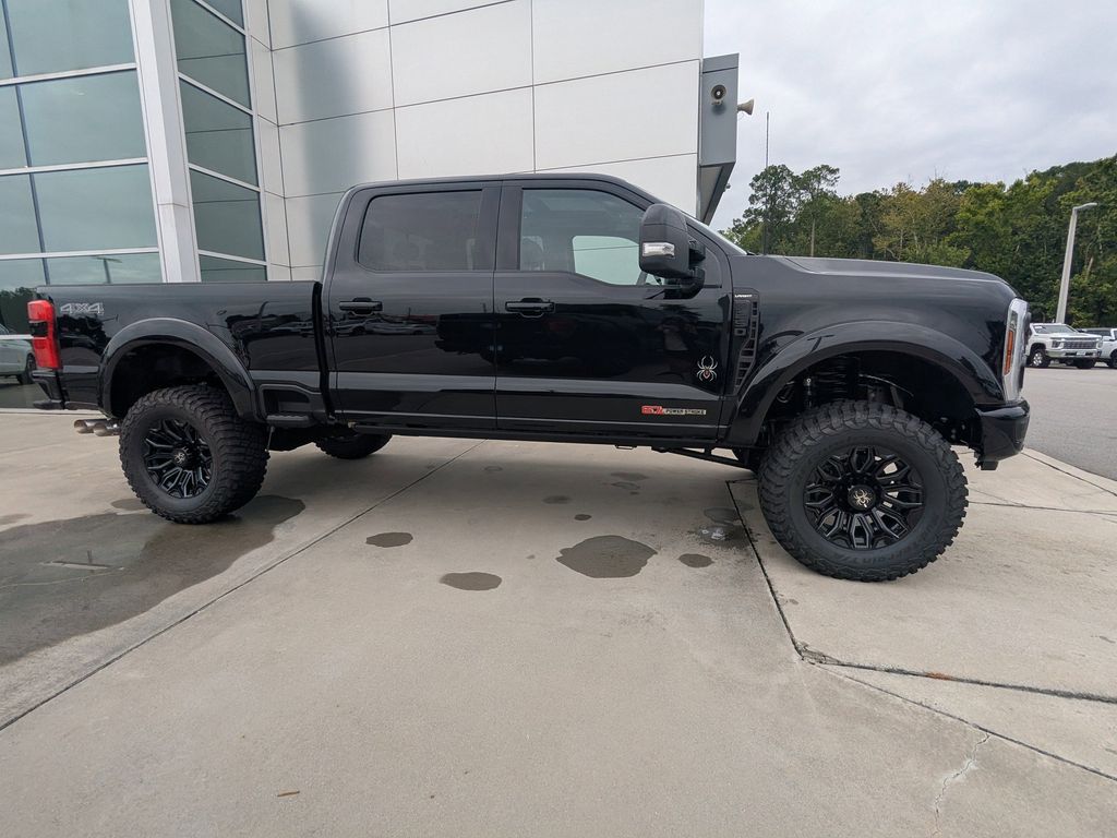 2025 Ford F-250 Lariat photo 3