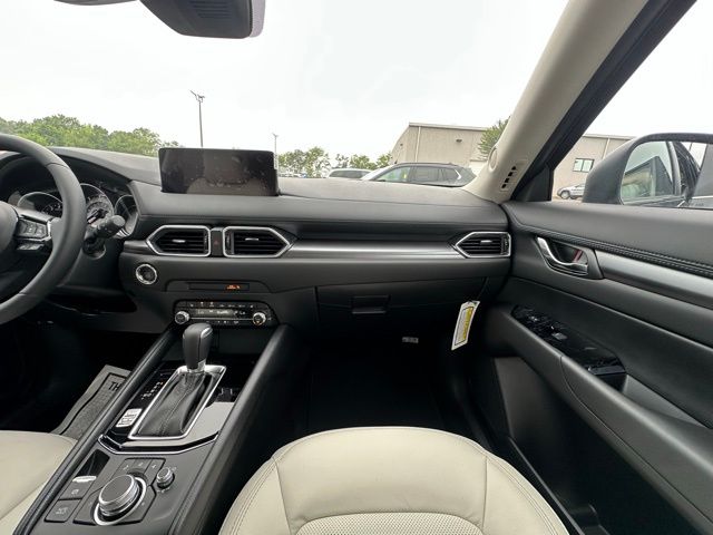 2025 Mazda CX-5 2.5 S Preferred photo 20