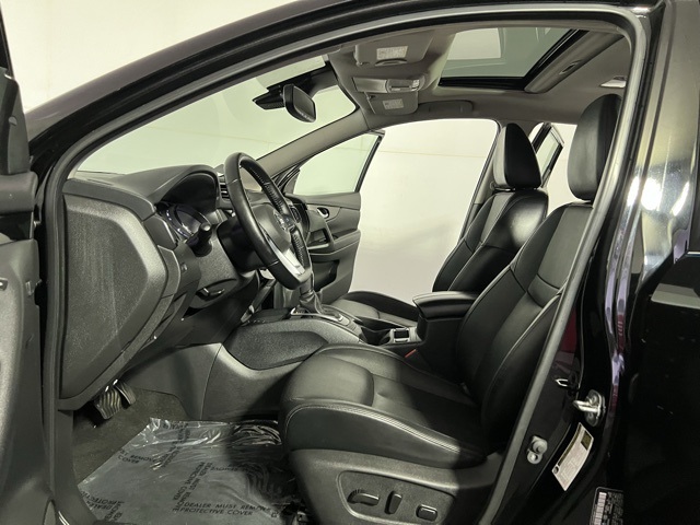 2022 Nissan Rogue Sport SL photo 21