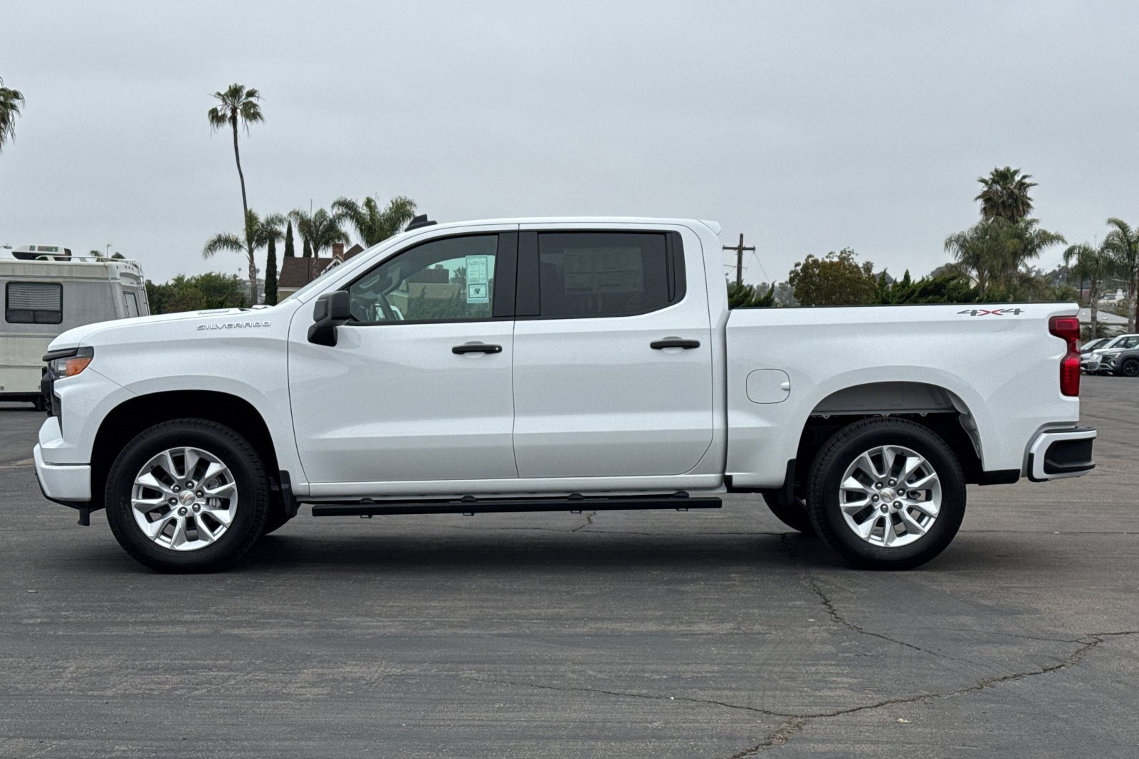 2025 Chevrolet Silverado 1500 Custom photo 7