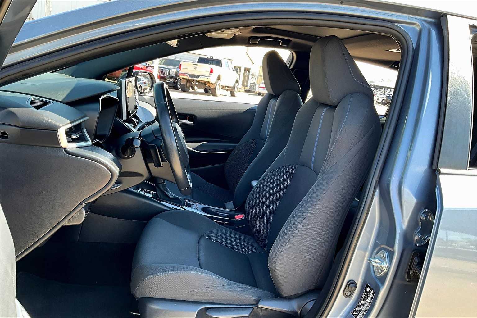 2020 Toyota Corolla SE photo 7