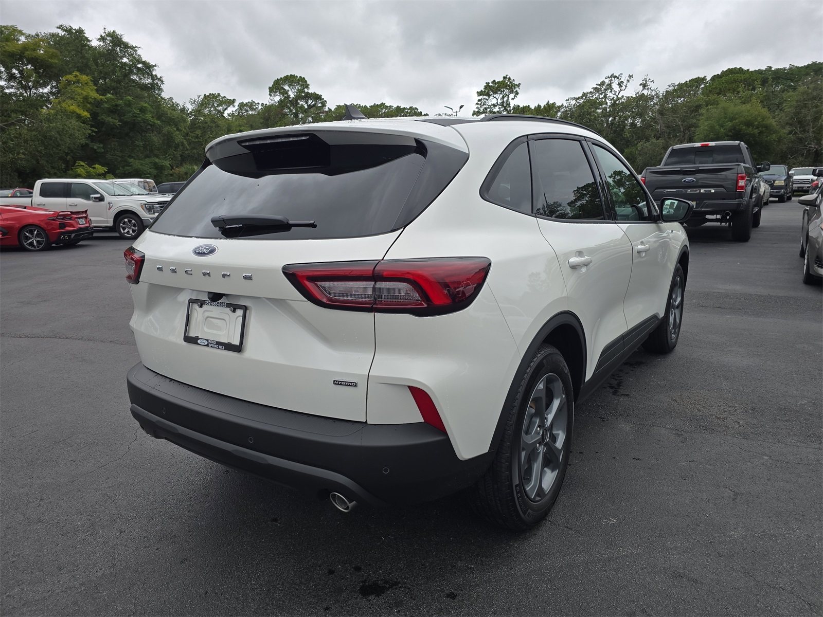 2025 Ford Escape ST-Line photo 4
