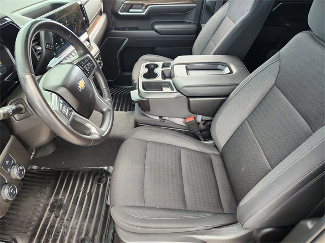 2022 Chevrolet Silverado 1500 LT photo 12