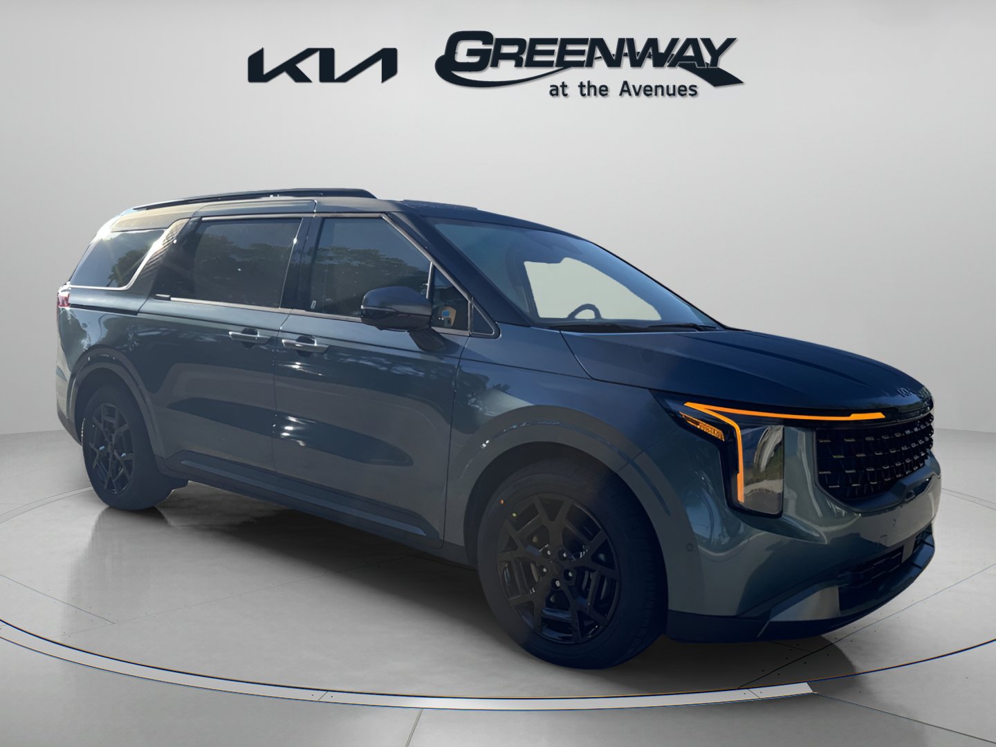 2026 Kia Carnival SX's photo