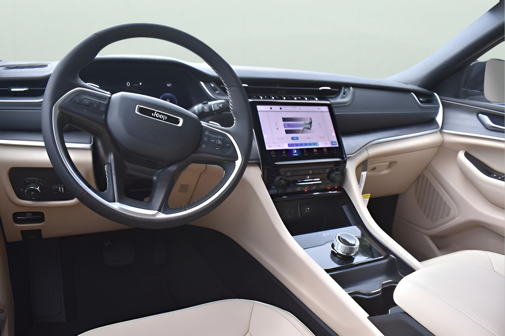 2025 Jeep Grand Cherokee Limited photo 11