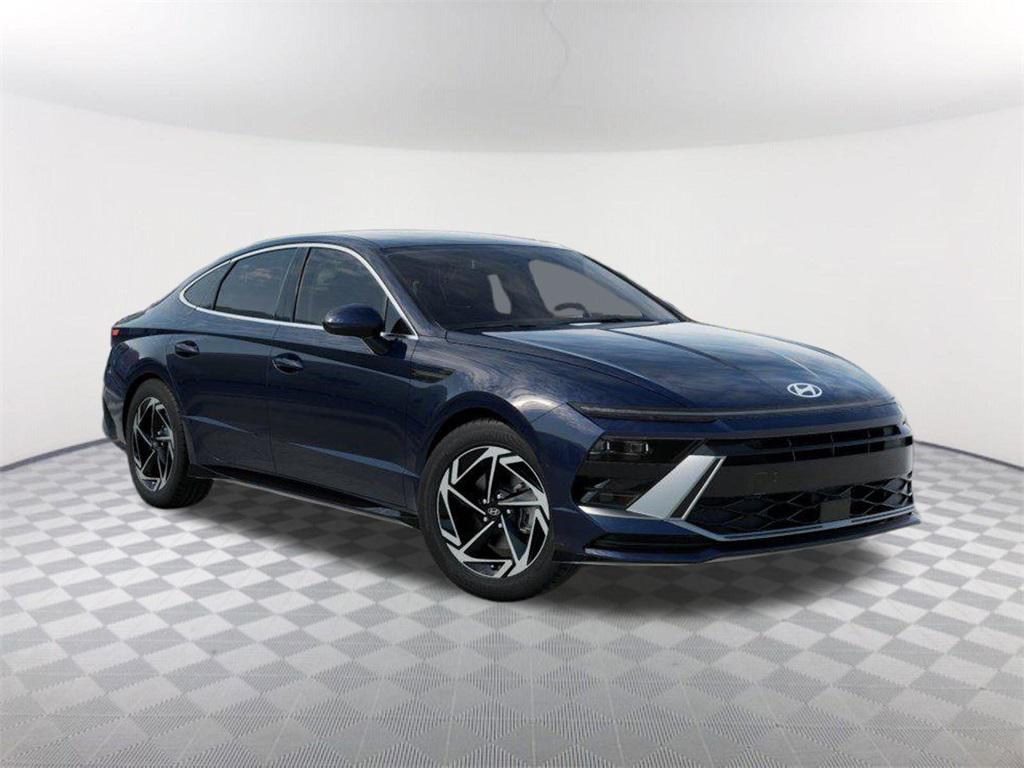 2026 Hyundai Sonata SEL Sport photo 2