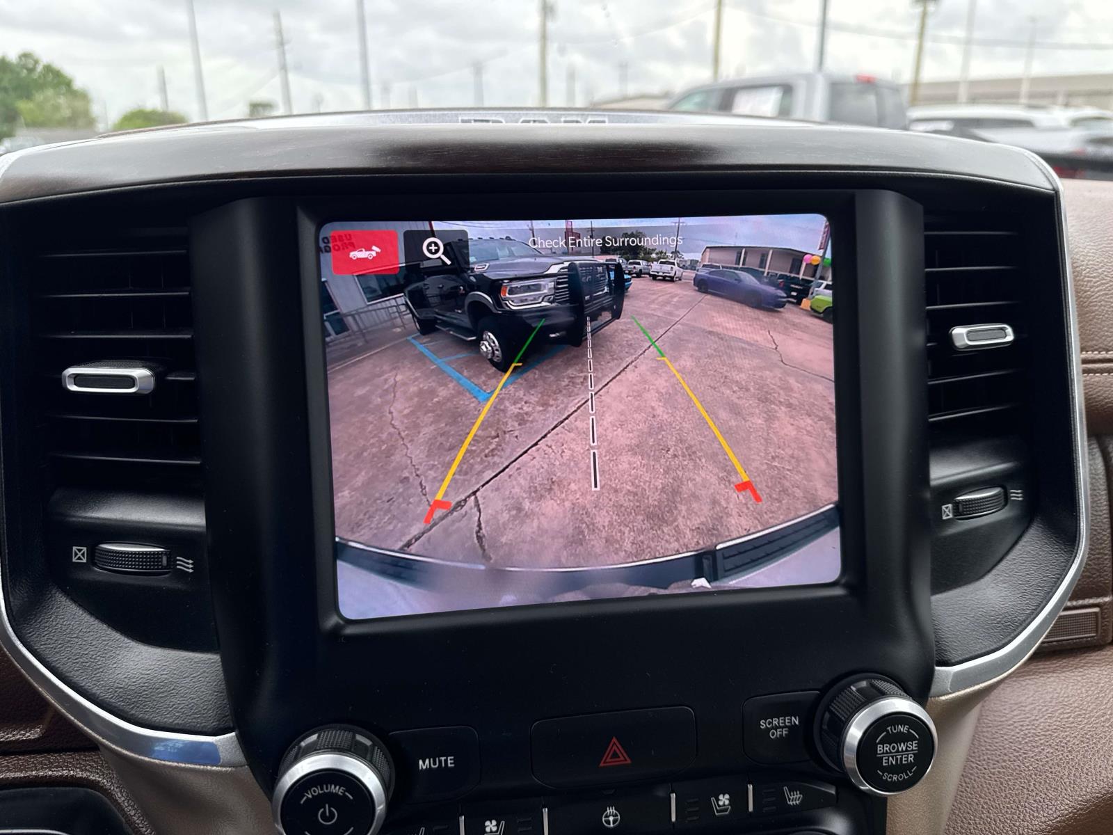 2022 Ram 1500 Laramie photo 23