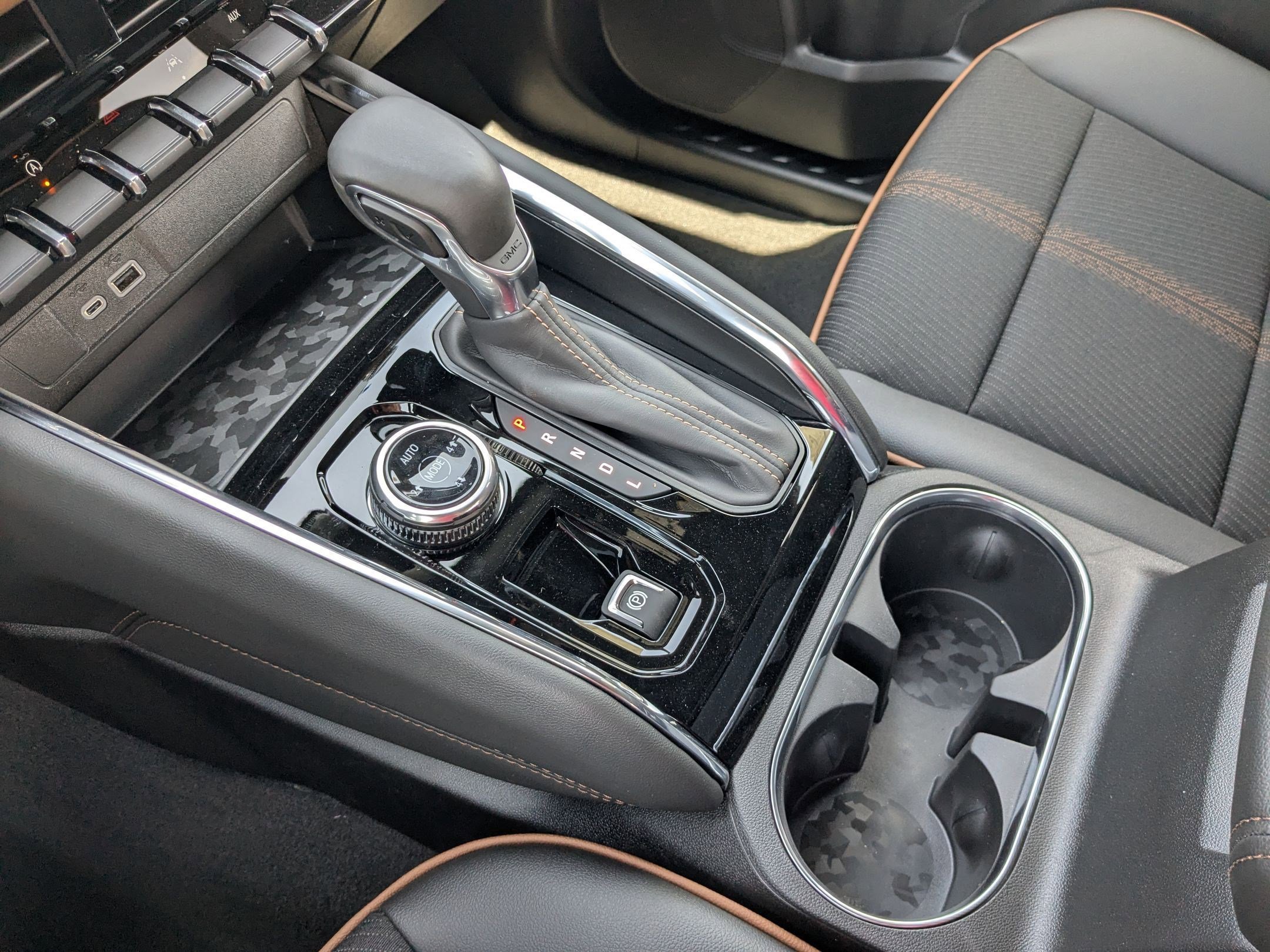 2025 Gmc Canyon AT4 photo 12