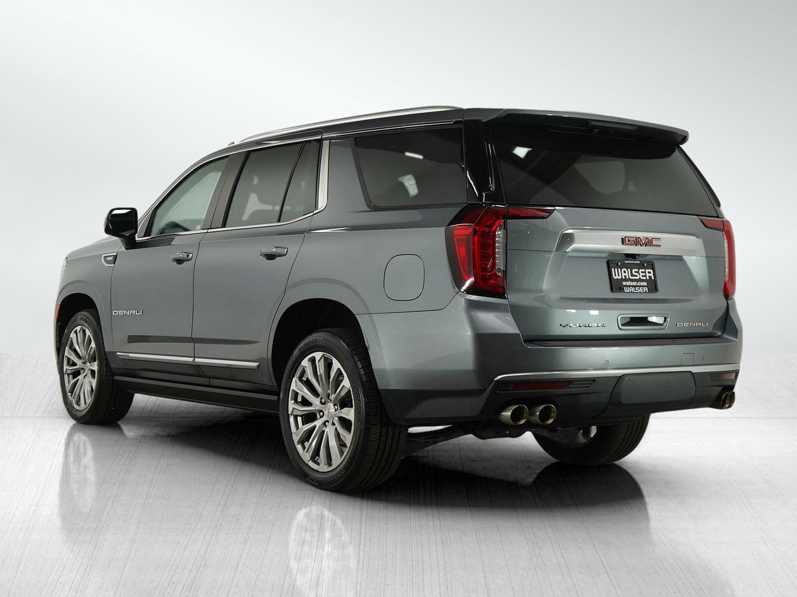 2022 Gmc Yukon Denali photo 2
