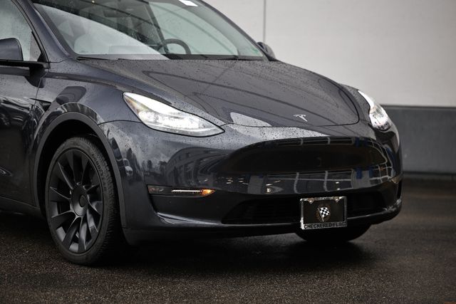 Used 2024 Tesla Model Y Long Range with VIN 7SAYGDEE1RA294503 for sale in Northfield, Minnesota