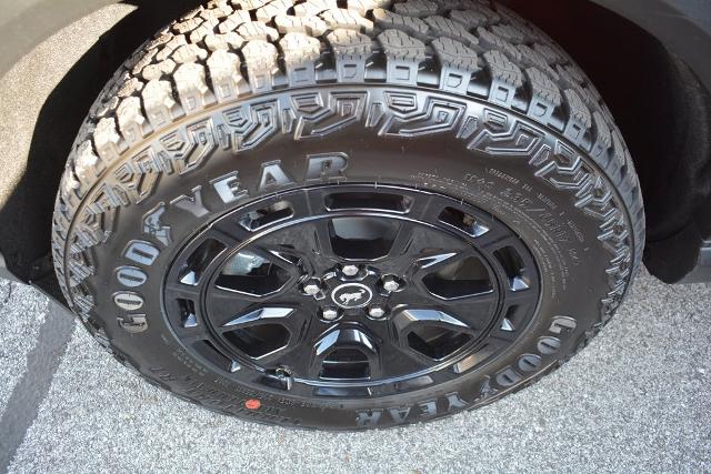 2025 Ford Bronco Sport Outer Banks photo 2