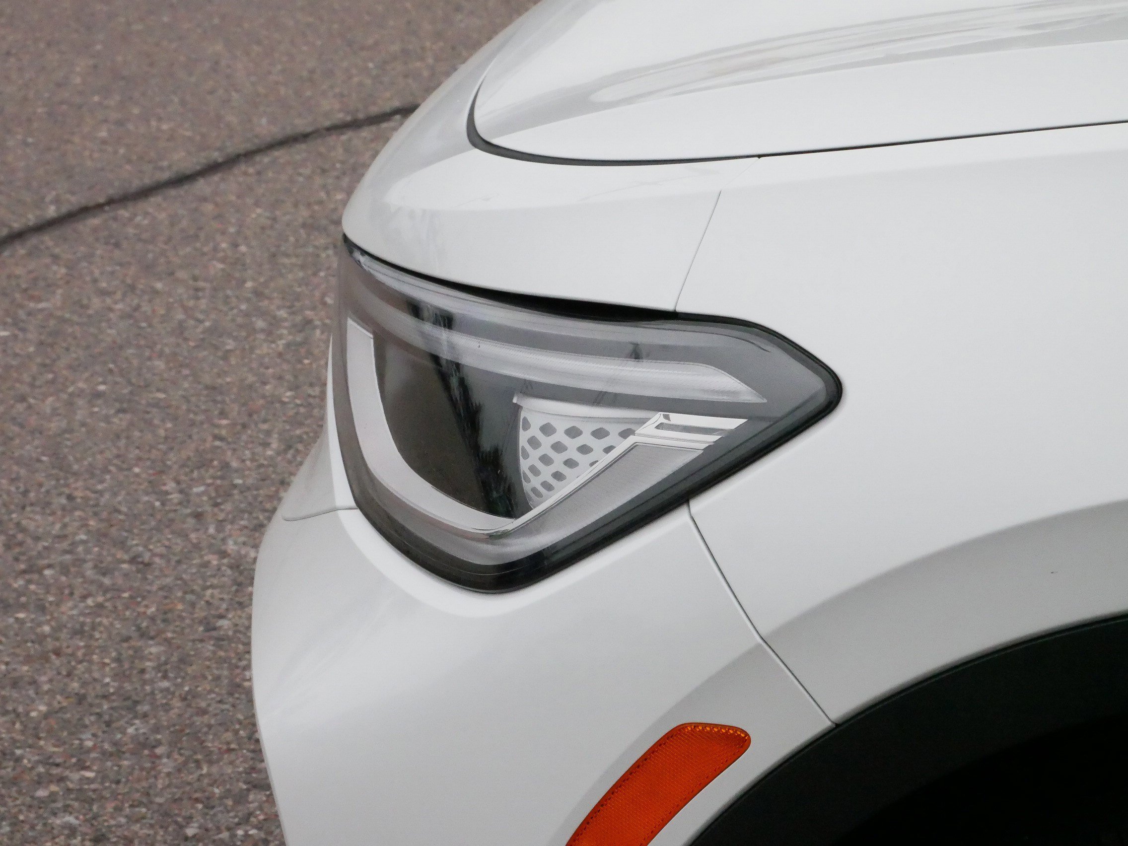 2023 Volkswagen ID.4 Pro Plus photo 16