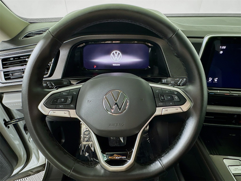 2025 Volkswagen Atlas Peak Edition SE photo 38