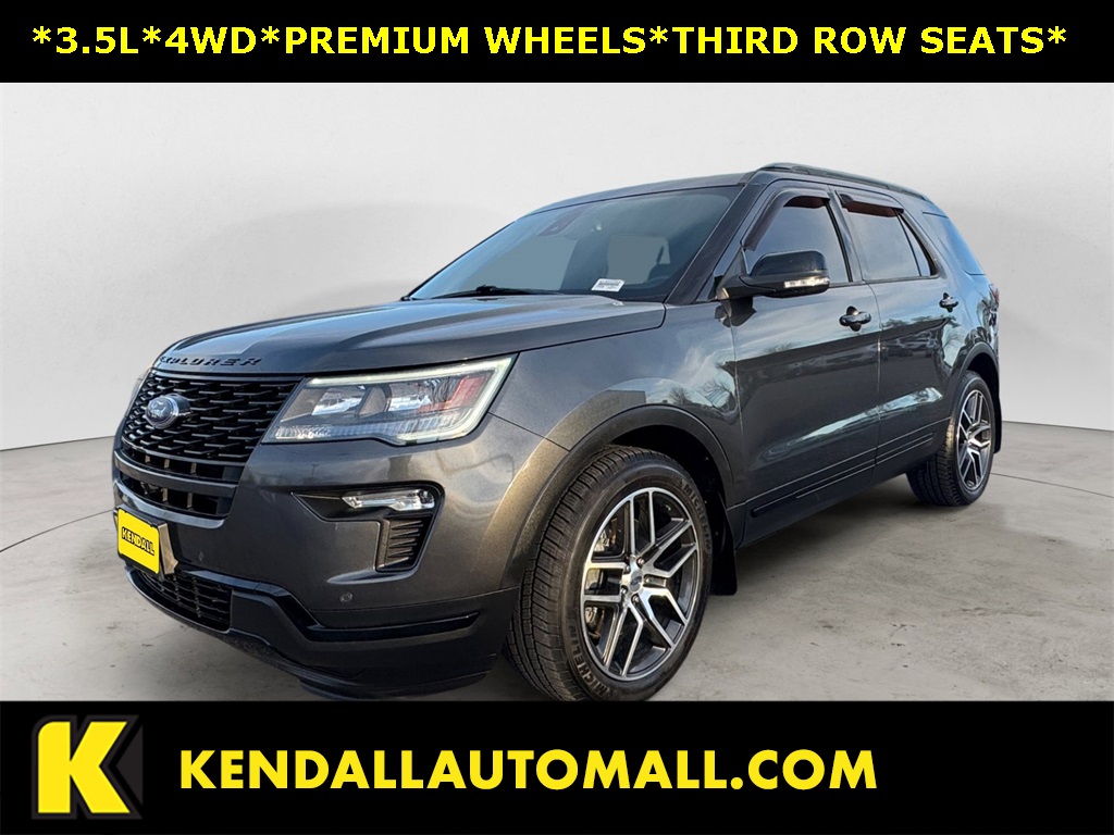 2019 Ford Explorer Sport's photo