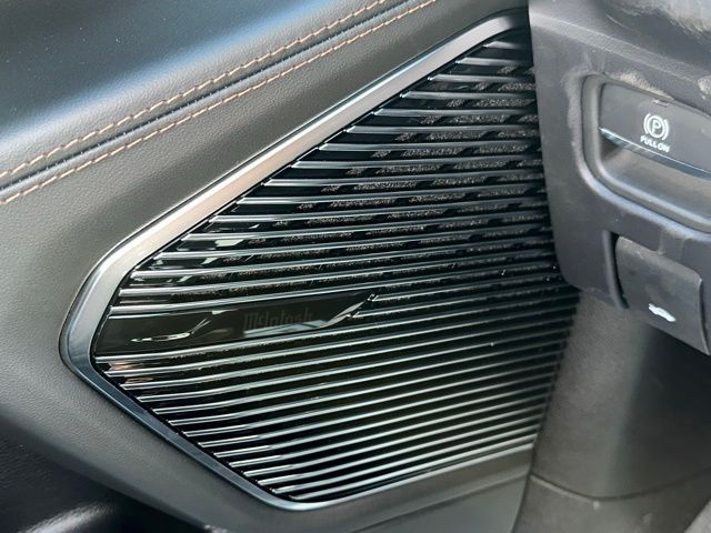 2025 Jeep Grand Cherokee Summit Reserve photo 17