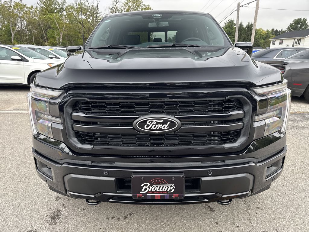 2025 Ford F-150 Lariat photo 2