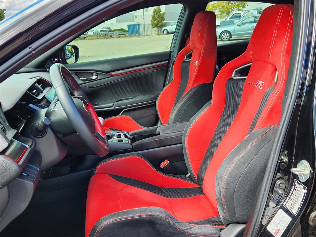2018 Honda Civic Type R Touring photo 8