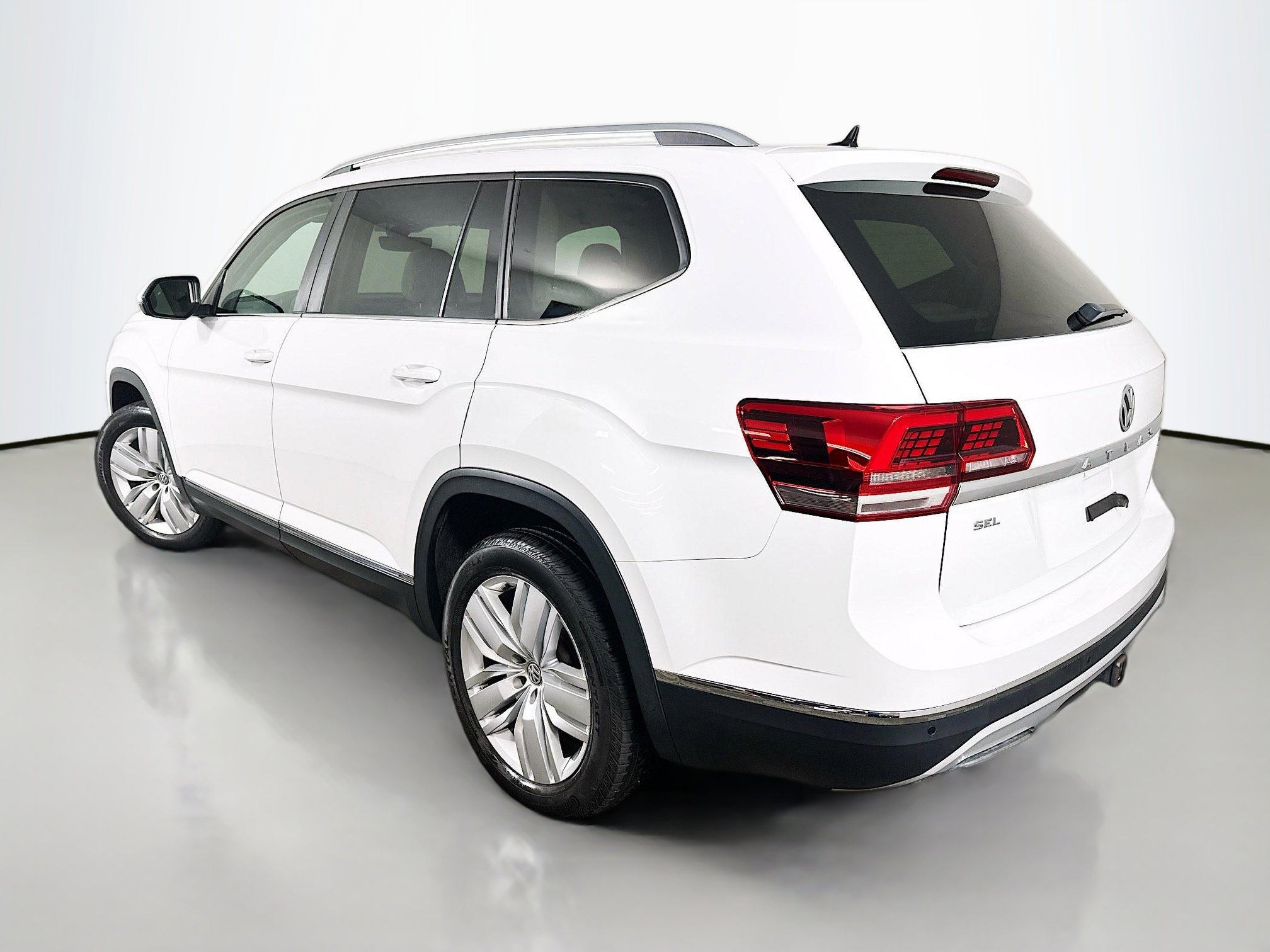 2019 Volkswagen Atlas V6 SEL photo 5