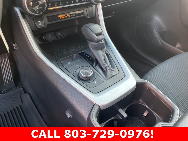 2022 Toyota RAV4 Hybrid LE photo 19