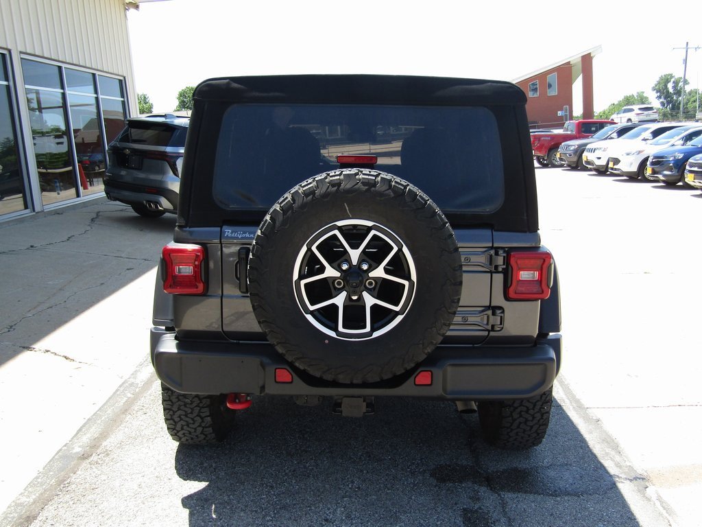 2024 Jeep Wrangler Rubicon photo 4