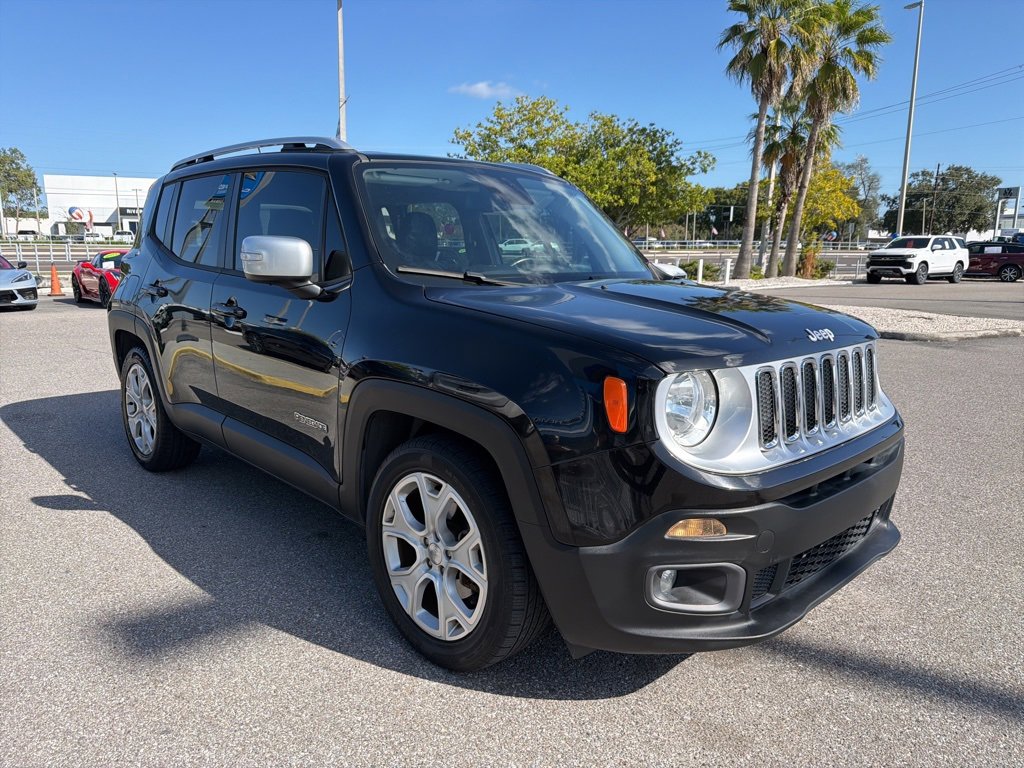 2016 Jeep Renegade Limited's photo