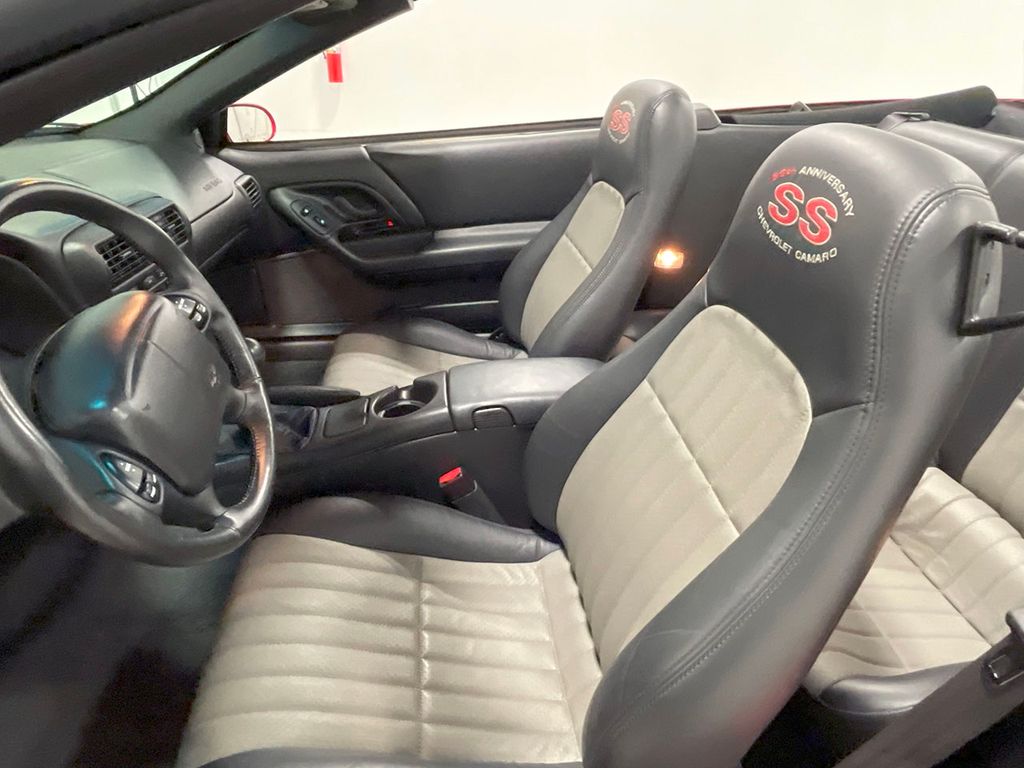 2002 Chevrolet Camaro Sport Coupe photo 48