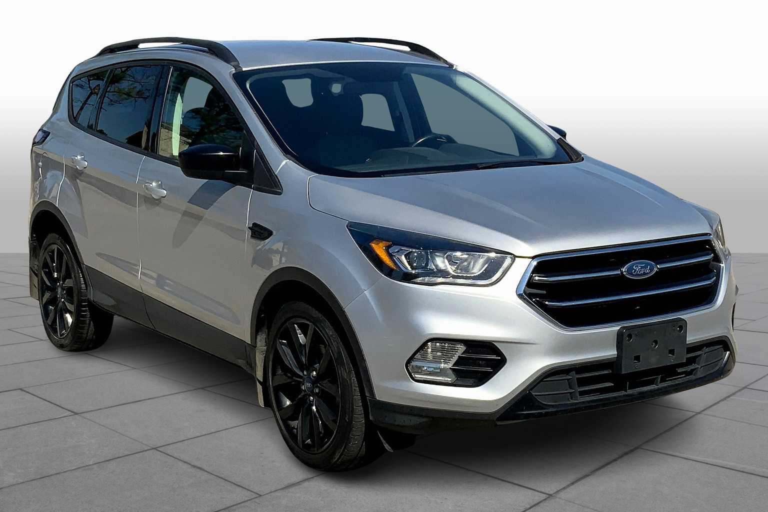2018 Ford Escape SE photo 2