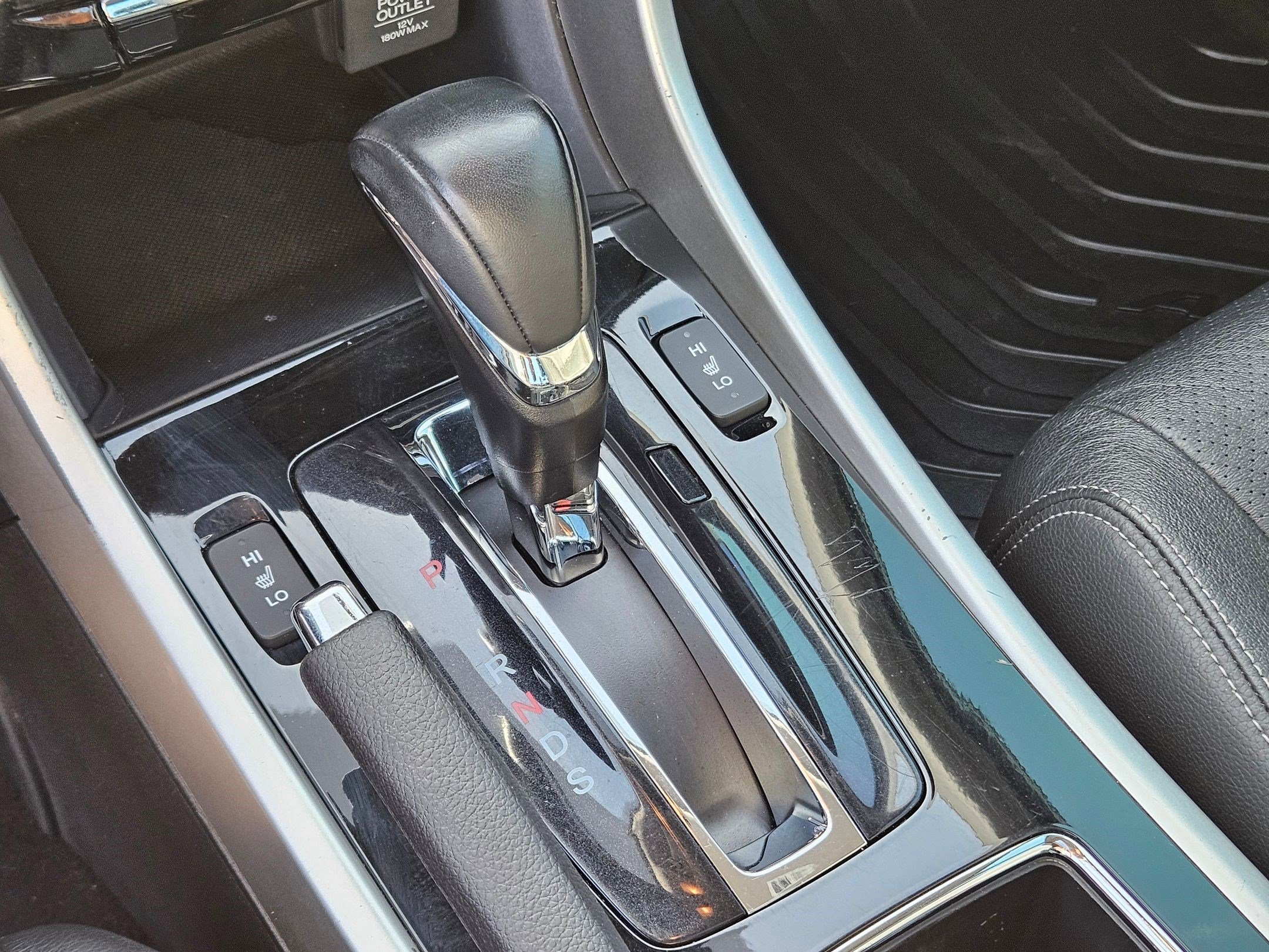2017 Honda Accord Touring photo 25