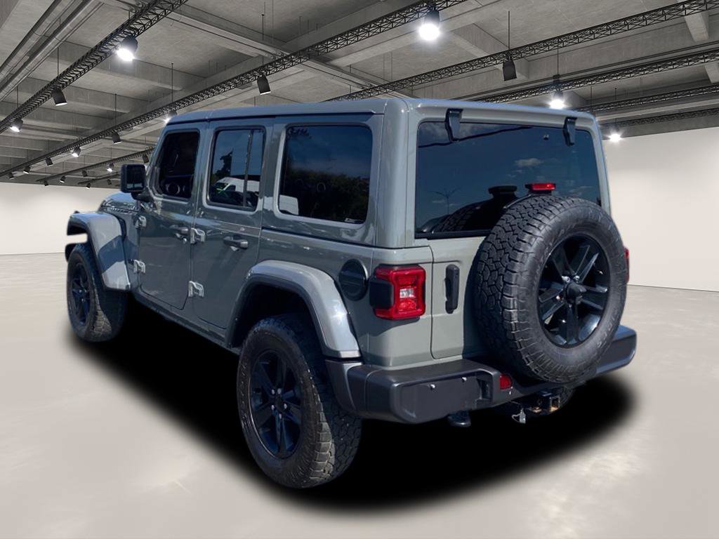 2023 Jeep Wrangler Sahara Altitude photo 3