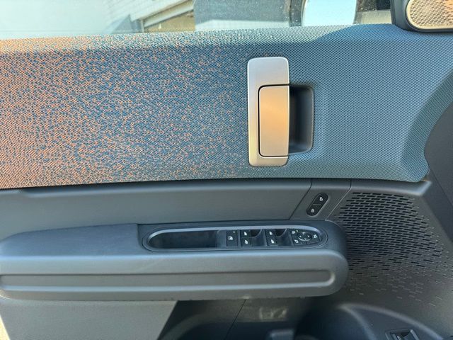 2025 Mini Countryman photo 11