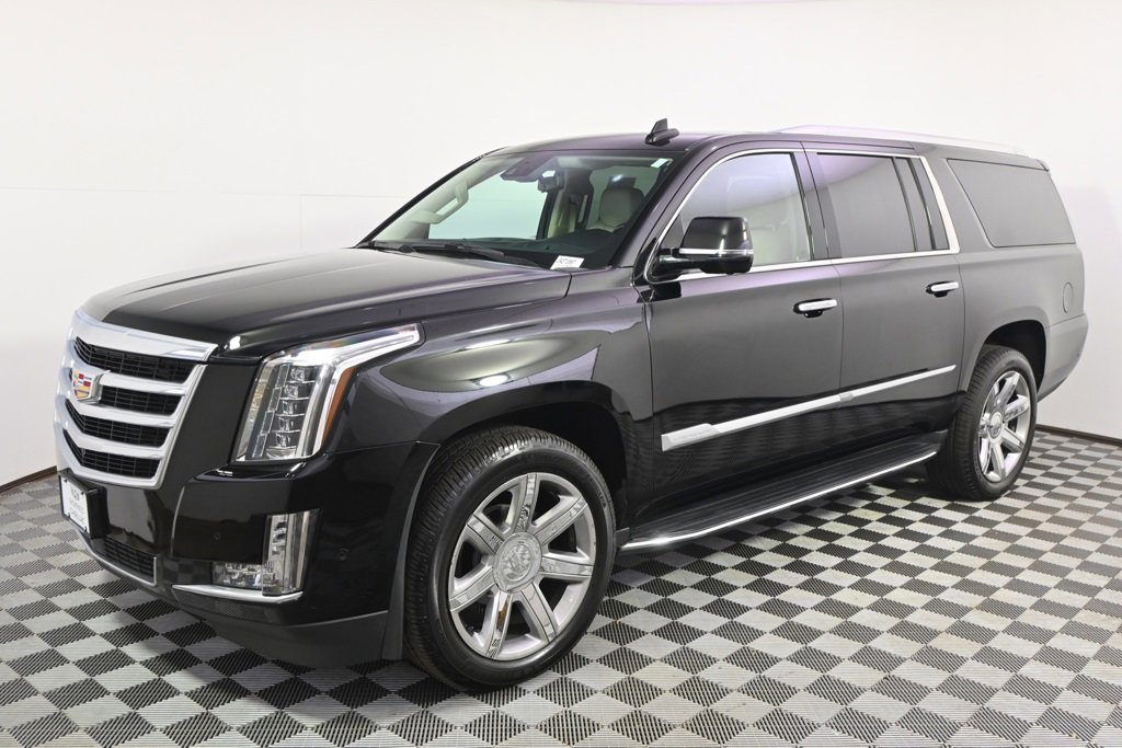Used 2020 Cadillac Escalade ESV Premium Luxury with VIN 1GYS4JKJ0LR271997 for sale in Minneapolis, Minnesota
