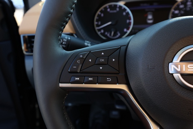 2025 Nissan Sentra SV photo 23
