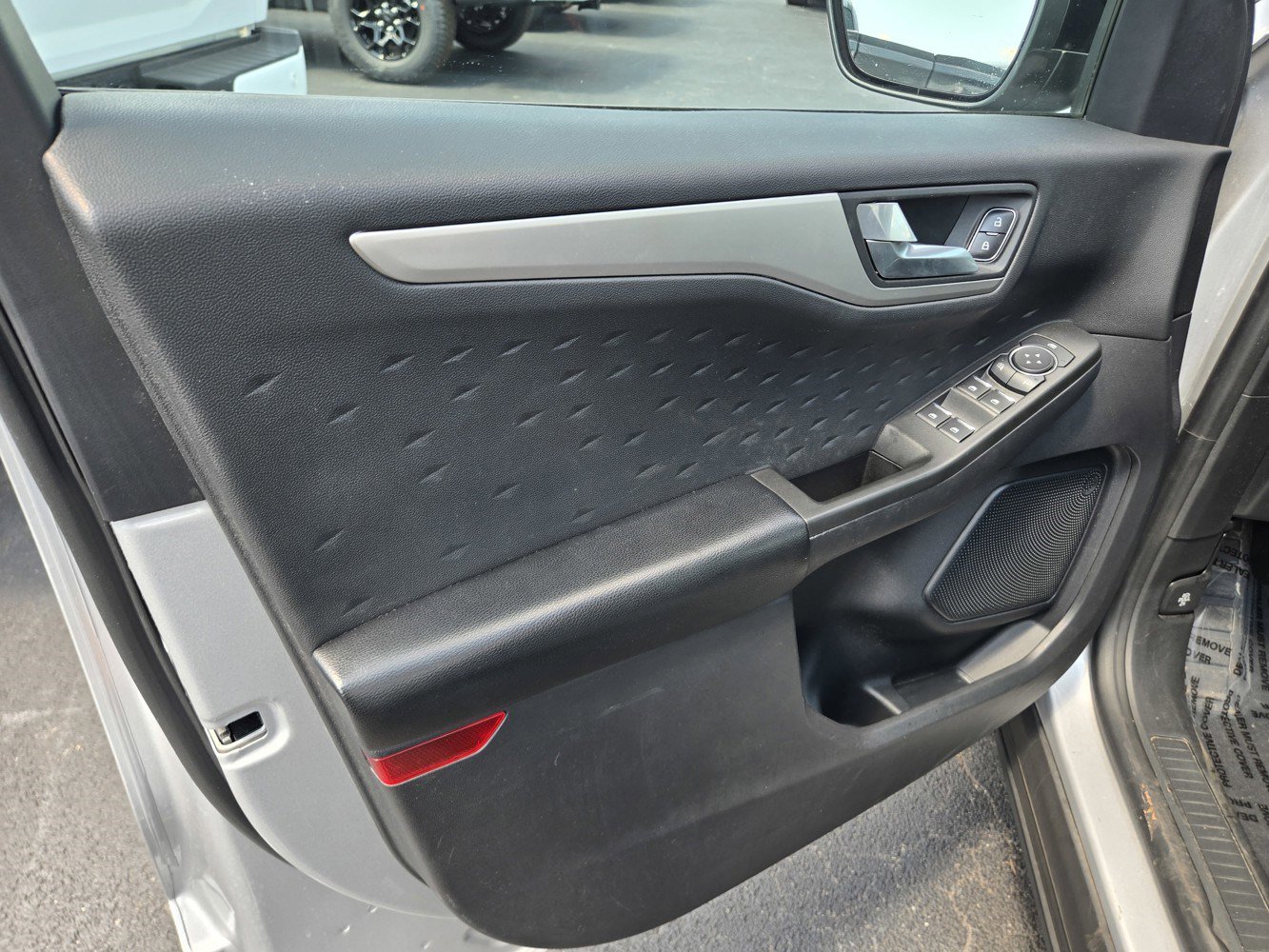 2020 Ford Escape SE Sport Hybrid photo 36
