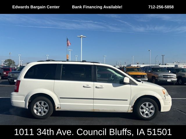 2010 Chrysler Town & Country