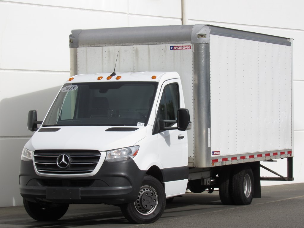 2019 Mercedes-Benz Sprinter Cab Chassis Base