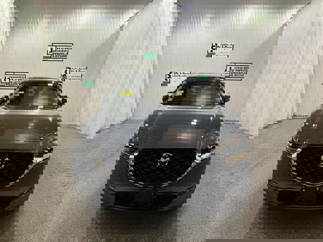 2025 Mazda CX-30 2.5 S Carbon photo 2