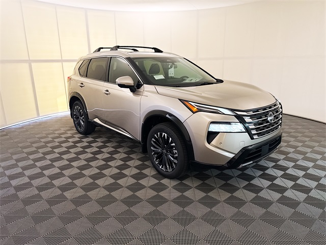 2026 Nissan Rogue Platinum's photo