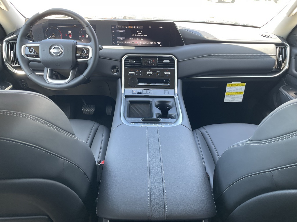 2025 Nissan Armada SV photo 13