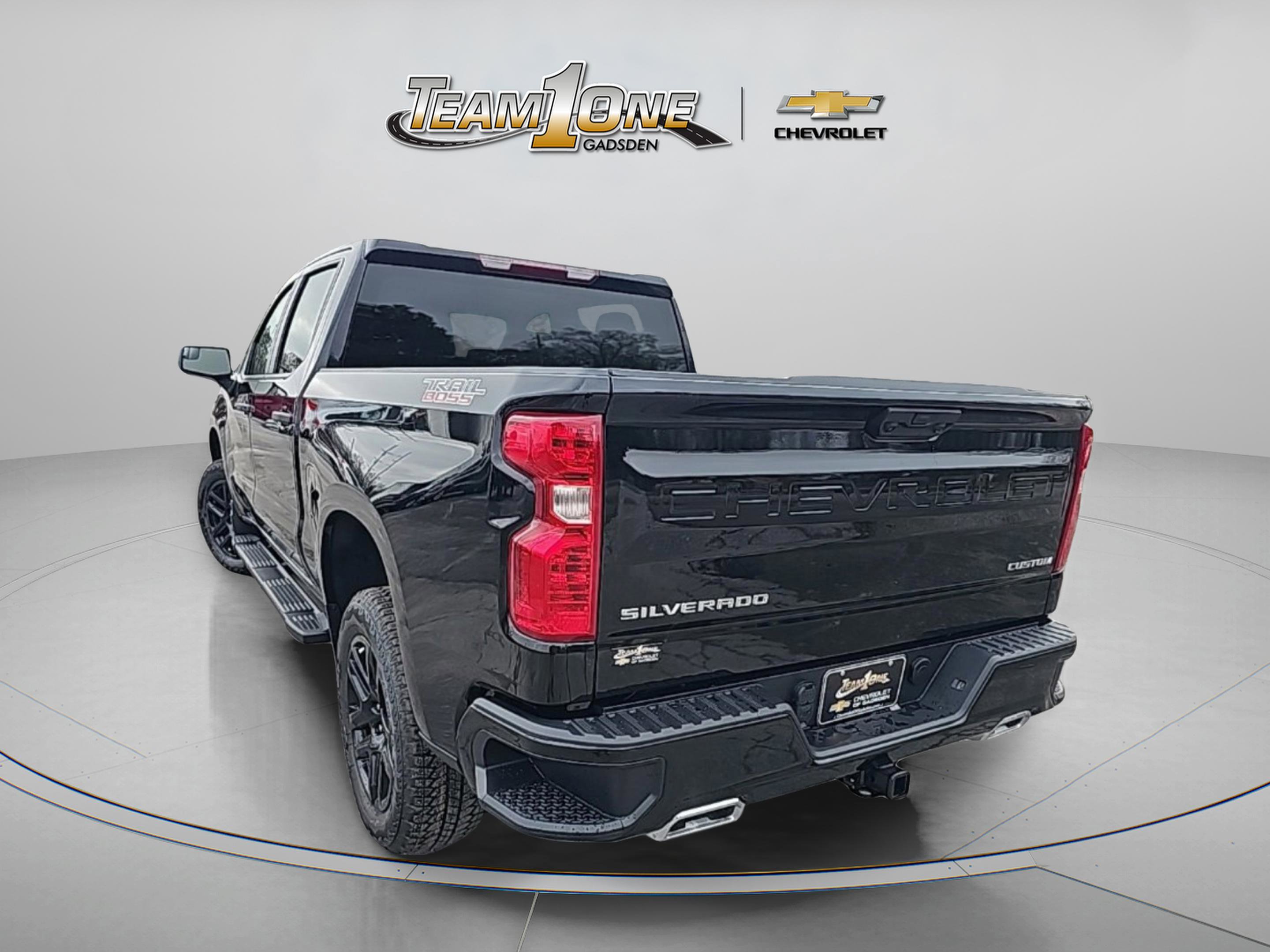 2026 Chevrolet Silverado 1500 Custom Trail Boss photo 3
