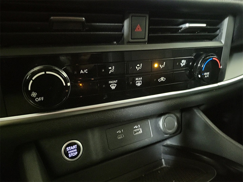 2023 NISSAN ROGUE - Image 17