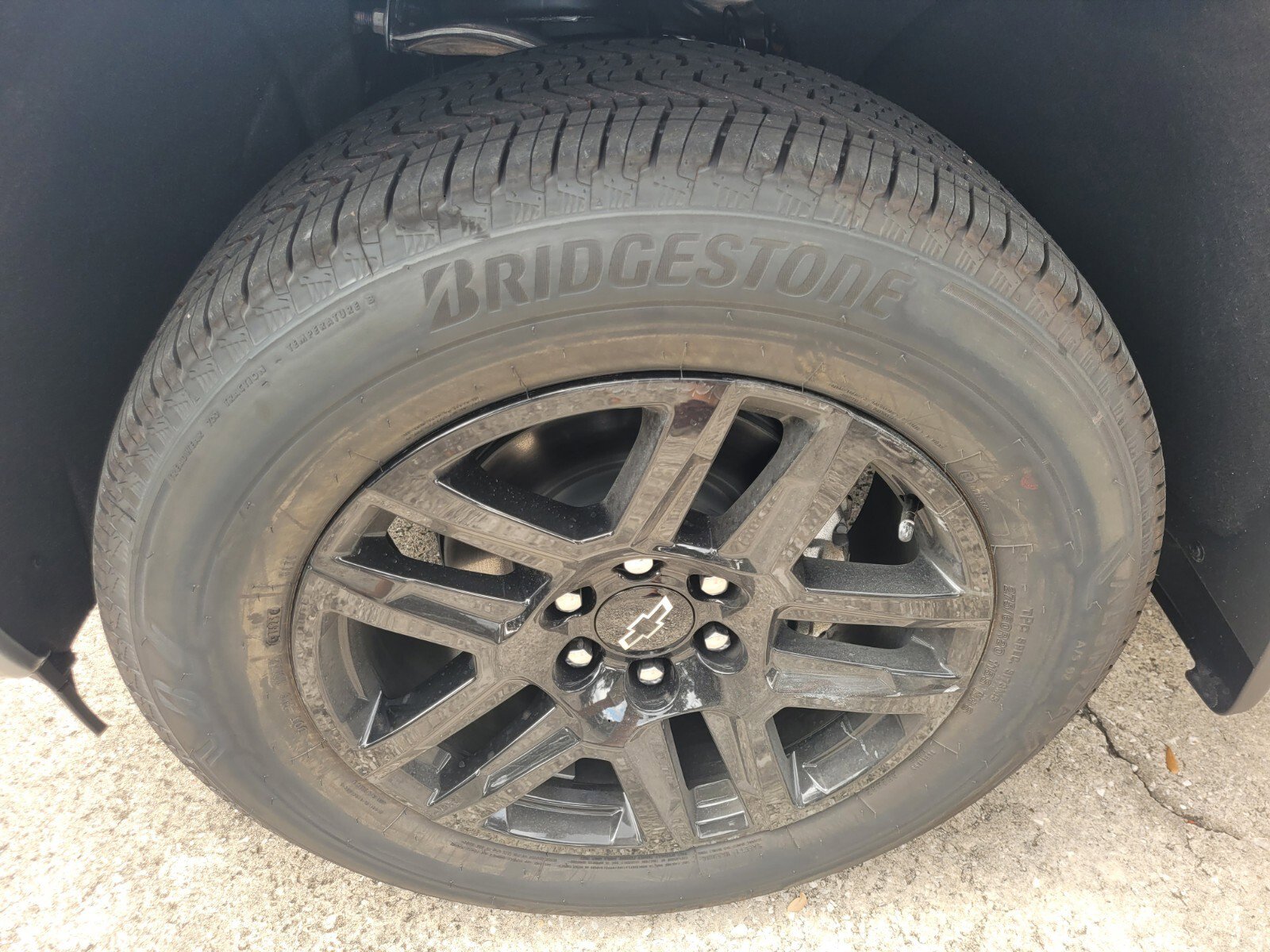 2026 Chevrolet Silverado 1500 RST photo 17